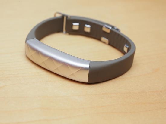 Jawbone UP3运动手环推迟到2015年发货