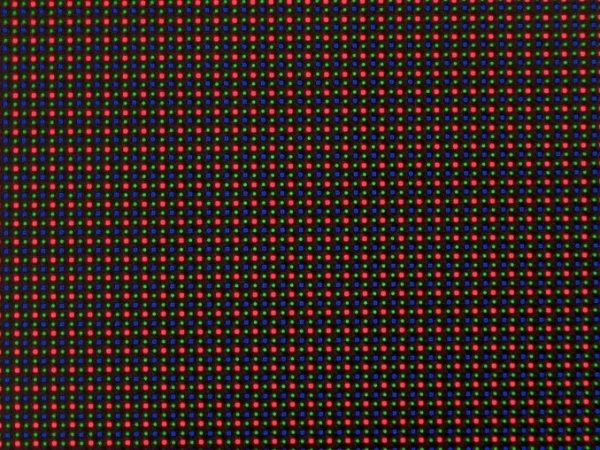 AMOLED和LCD谁的亮度更高?姿势不同结果不