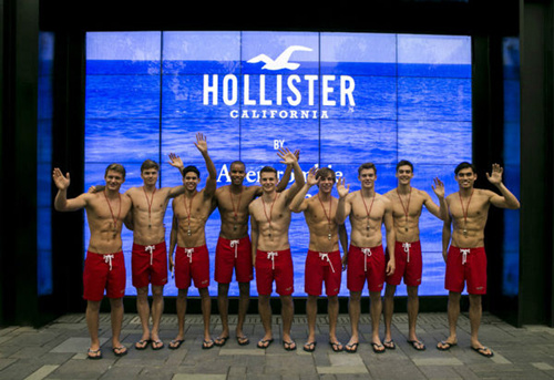 Hollister中国 美男计  快时尚开始遇冷-ZOL科技